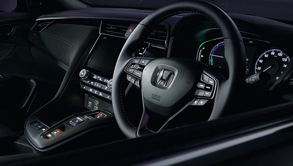 Honda начала продажи гибрида Honda Insight нового поколения