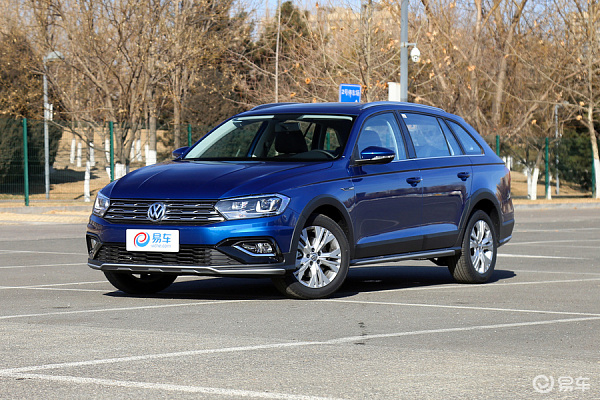 Бюджетный кросс-универсал Volkswagen C-Trek вышел в продажу
