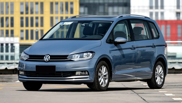 Обновленный Volkswagen Touran L добрался до дилеров