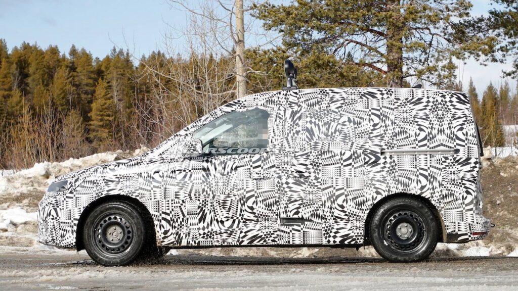 Фургон Volkswagen Caddy нового поколения получит другую платформу