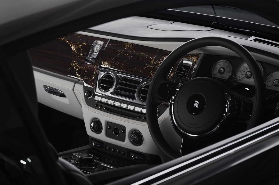 Rolls-Royce представил лимитированную версию купе Wraith