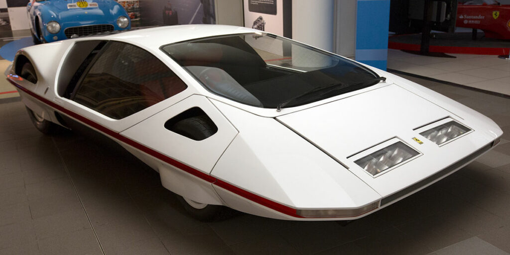 Уникальный 48-летний прототип модели Ferrari 512S Modulo смог поехать‍