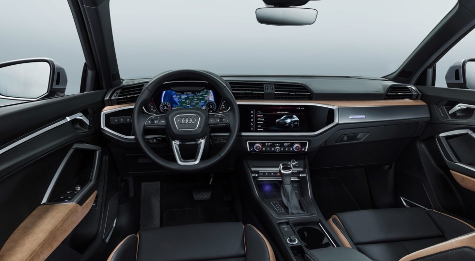 Кроссовер Audi Q3 нового поколения представлен официально‍
