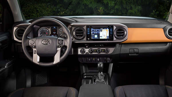 Обновленный Toyota Hilux 2018 получит дизайн в стиле Toyota Tacoma