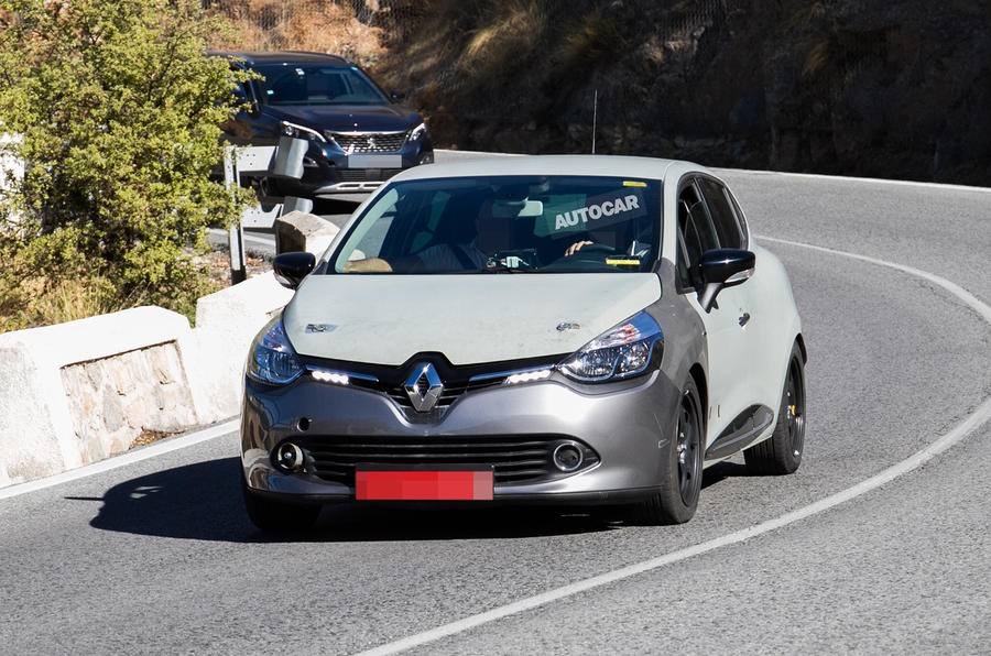 Renault представит хечбэк Clio нового поколения в Париже