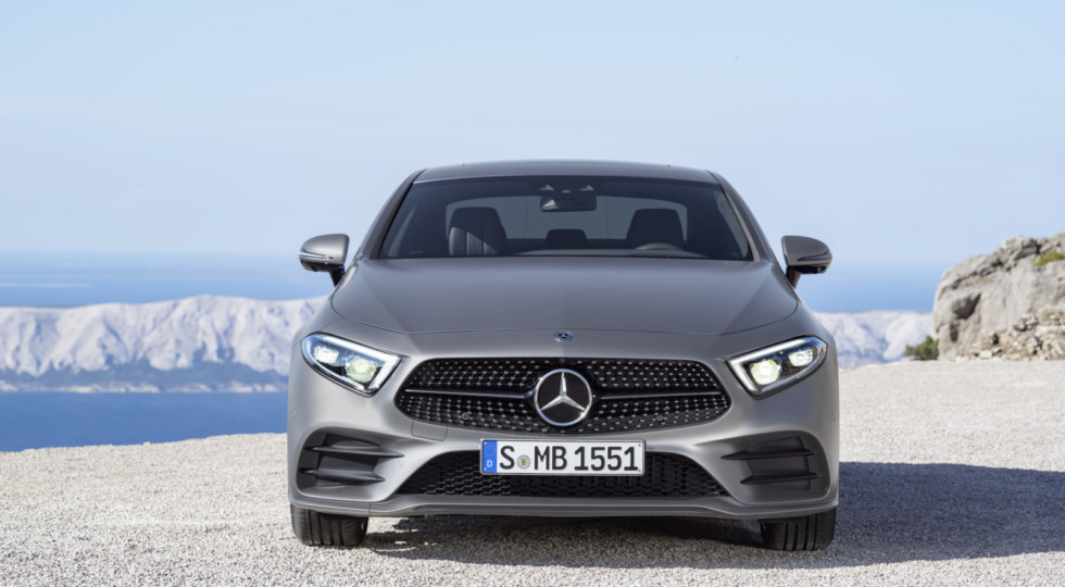 Mercedes-Benz представила новое поколение седана CLS