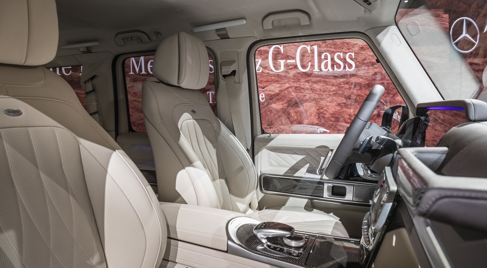 Mercedes-Benz представила внедорожник G-Class нового поколения