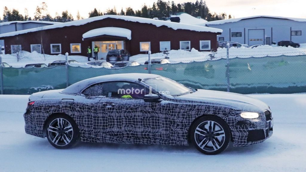 Появились рендеры нового кабриолета BMW 8 Series
