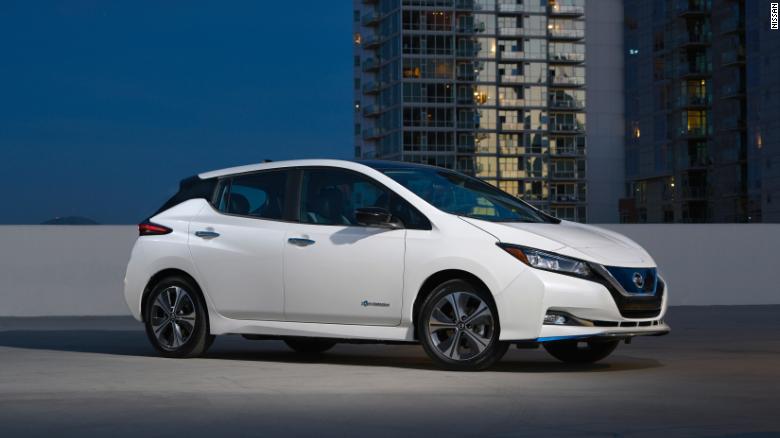 Электрокар Nissan Leaf установил рекорд по продажам