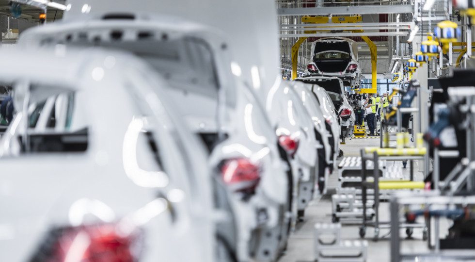 Компания Mercedes-Benz открыла автомобильный завод «Московия»