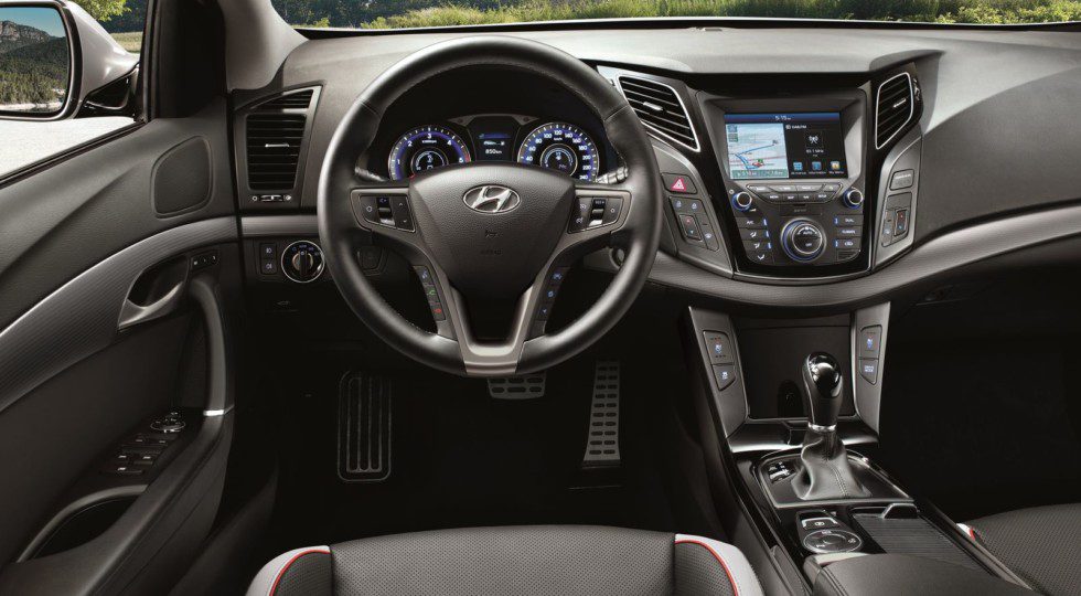 Обновлённый Hyundai i40 получил новый турбодизель