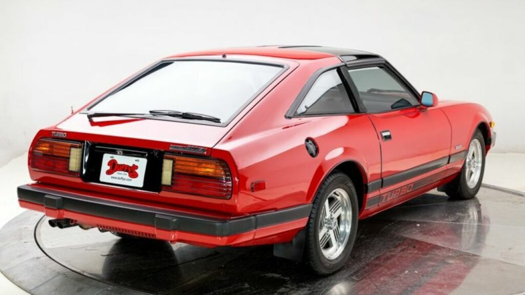 Легендарный Datsun 280ZX Turbo 1983 года продают всего за 14 950 долларов