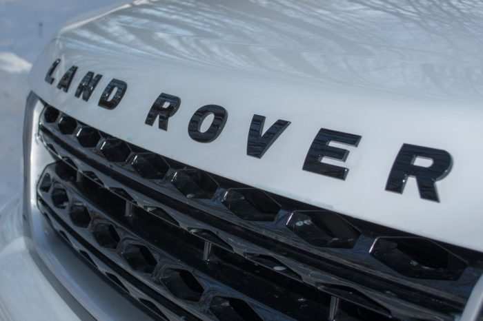 Современные автомобили Land Rover