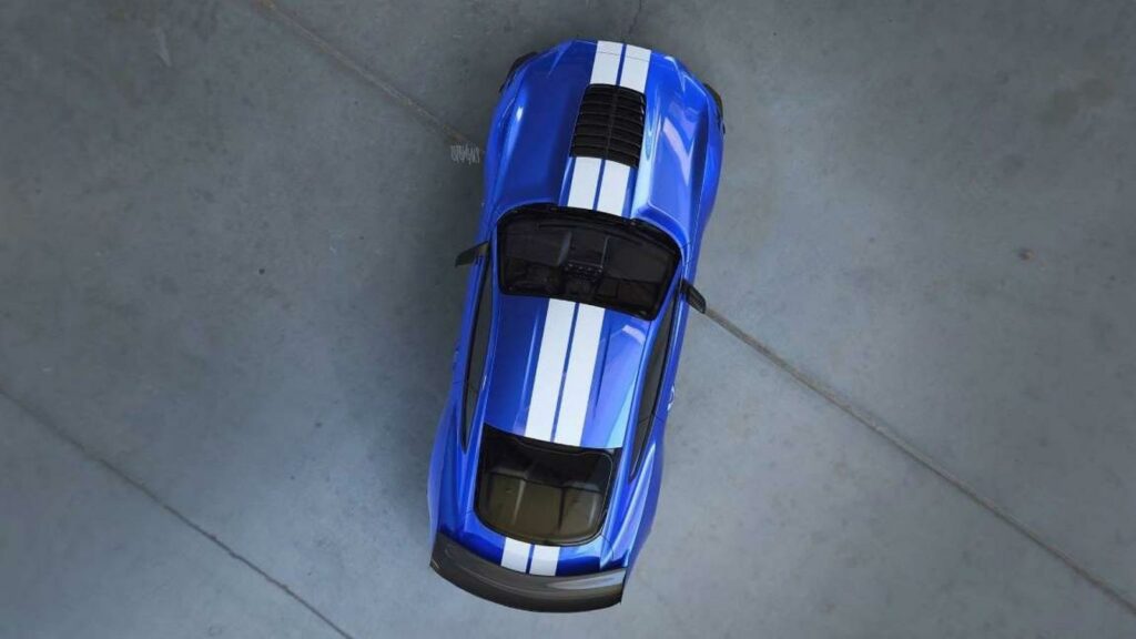 В сети появился первый тизер нового Ford Mustang Shelby GT500‍