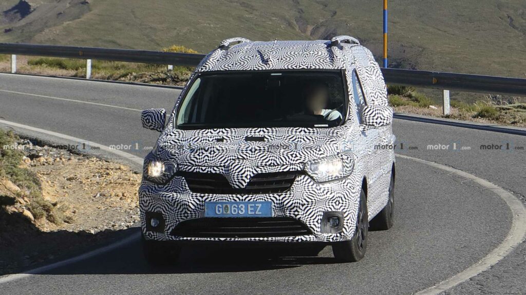 Renault Dokker нового поколения вывели на тесты