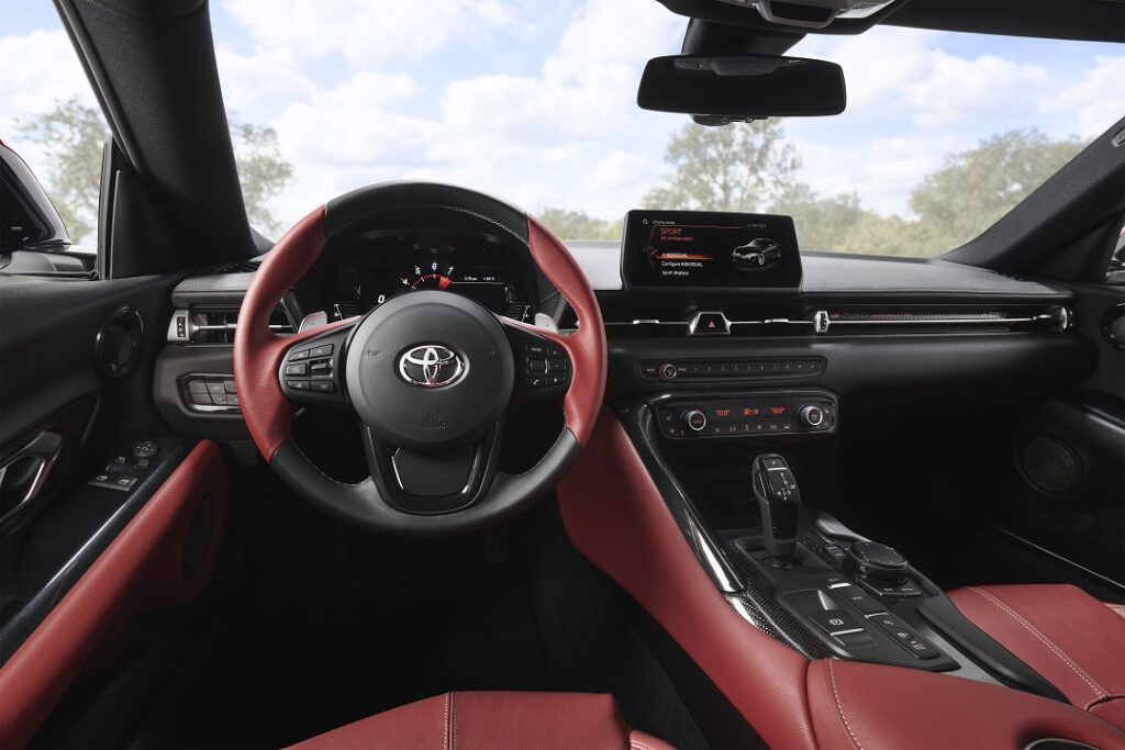 Первый экземпляр новой Toyota Supra продали за 2,1 млн долларов