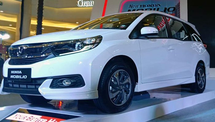 Honda представила в Индонезии обновленный компактвэн Mobilio