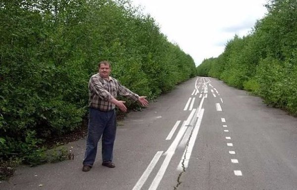 Что если не видно сплошной линии на дороге - можно ли совершать обгон?