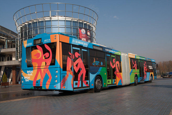 МАЗ выпустил первый автобус-гармошку с толкающим приводом‍