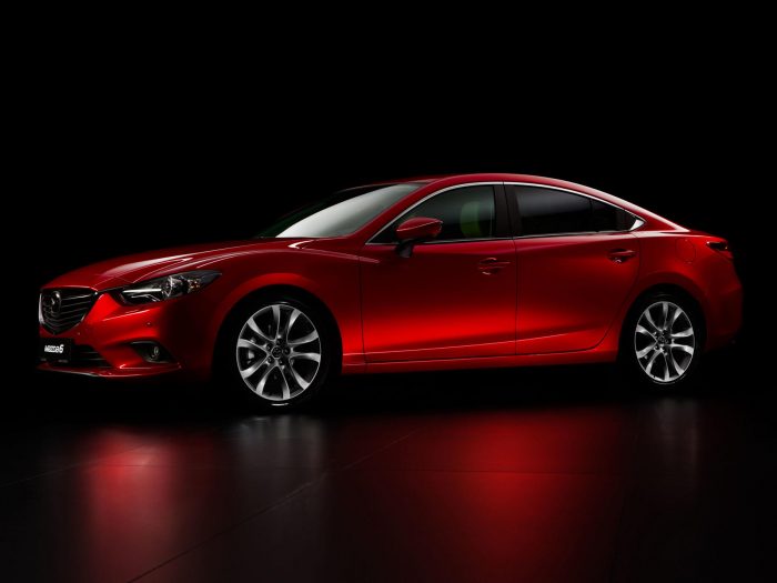 Новая Mazda 6: угнаться за временем