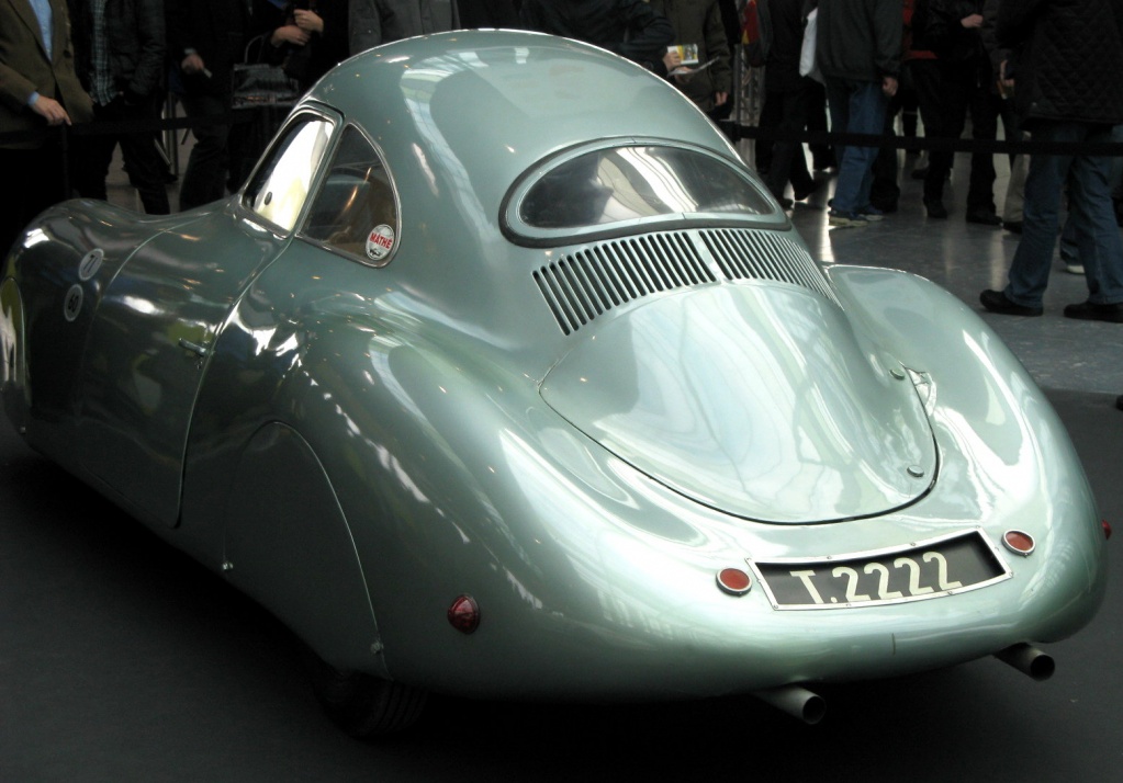 Самый старый автомобиль Porsche выставлен на аукцион за $20 млн