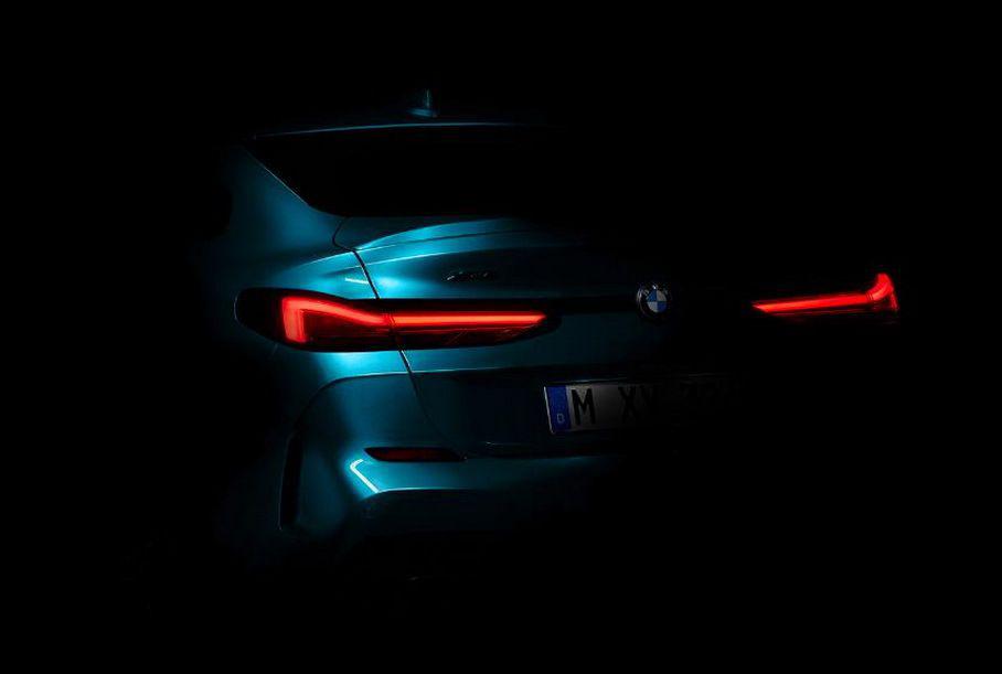 BMW распространила тизеры нового BMW 2-Series Gran Coupe