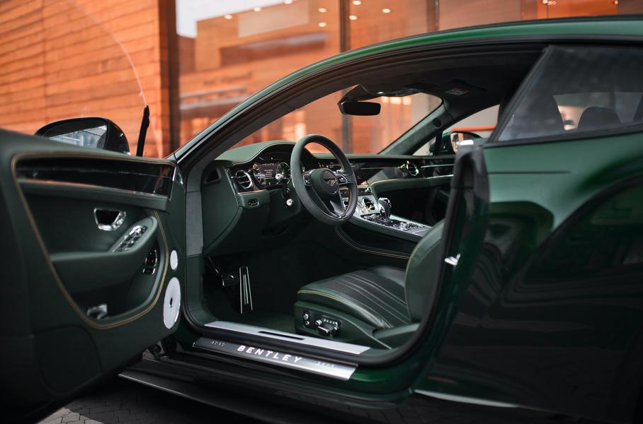 Эксклюзивное купе Bentley Continental GT привезли в Россию