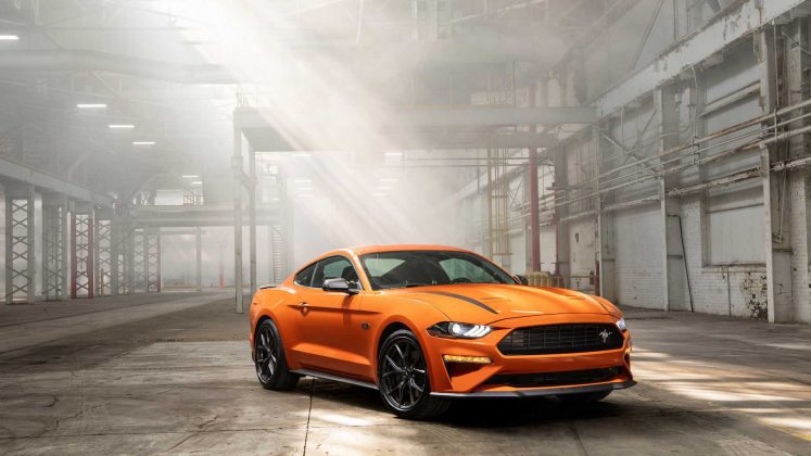 Ford представил новый Mustang 2.3L High Performance Package
