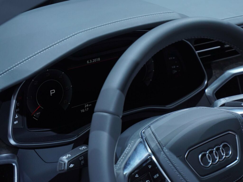 Audi в Женеве представила седан Audi A6 нового поколения