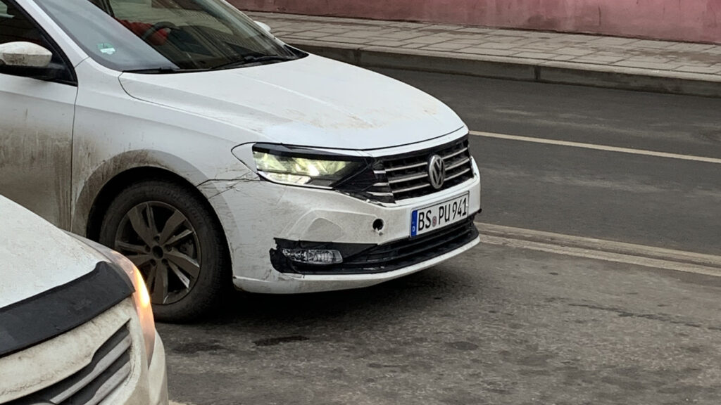 Новое поколение Volkswagen Polo сфотографировали в России