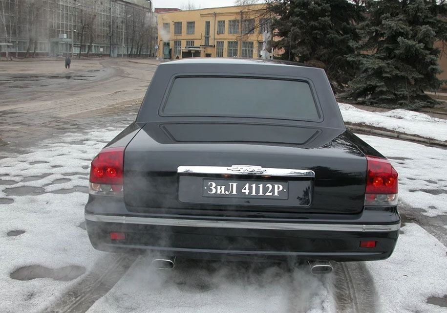 Уникальный лимузин ЗИЛ-4112Р выставлен на продажу за 70 млн рублей
