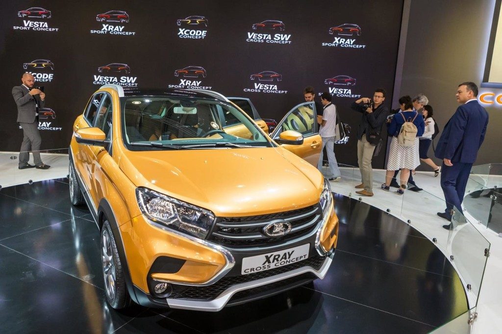«АвтоВАЗ» превратит Lada XRAY в настоящий кроссовер в 2018 году