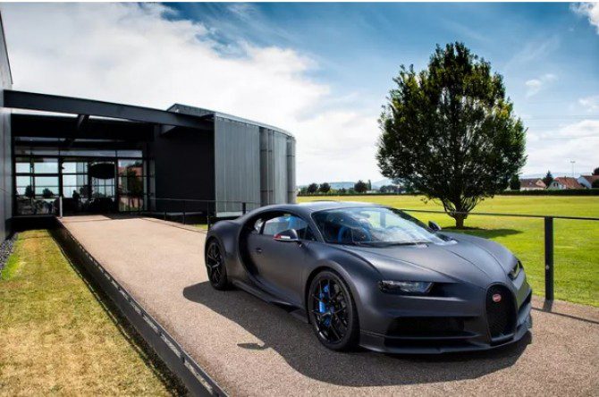 Bugatti выпустил двухсотый экземпляр модели Chiron