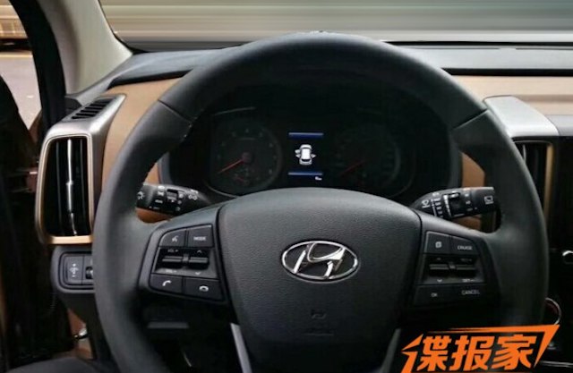 Опубликованы первые снимки интерьера нового Hyundai ix35