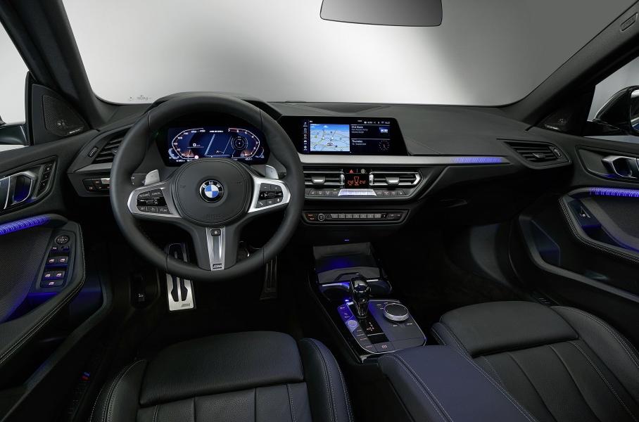 BMW представила седан 2-Series Gran Coupe и назвала цены для России