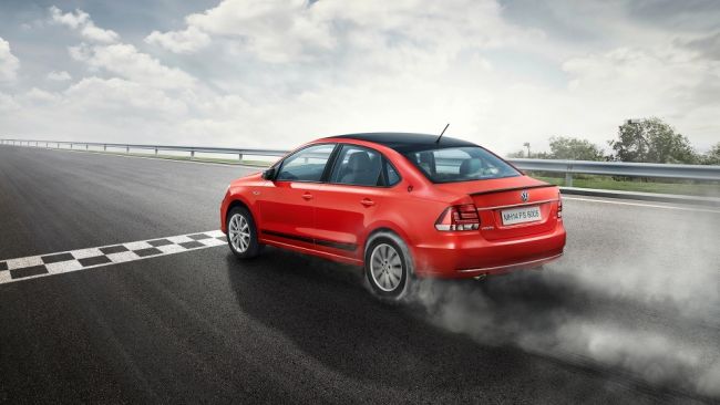 Компания Volkswagen представила новую версию Vento Sport