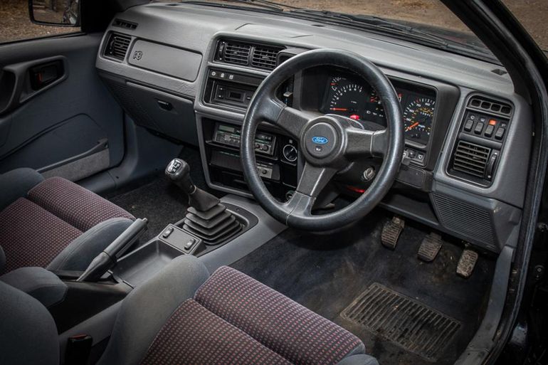 30-летний Ford Sierra продадут на аукционе за 140 тысяч долларов