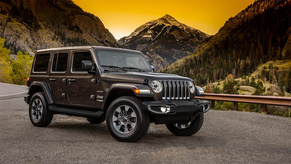 Jeep рассекретил дизайн интерьера Jeep Wrangler нового поколения