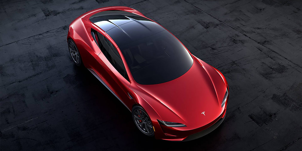 Tesla представила самый быстрый серийный электрокар‍