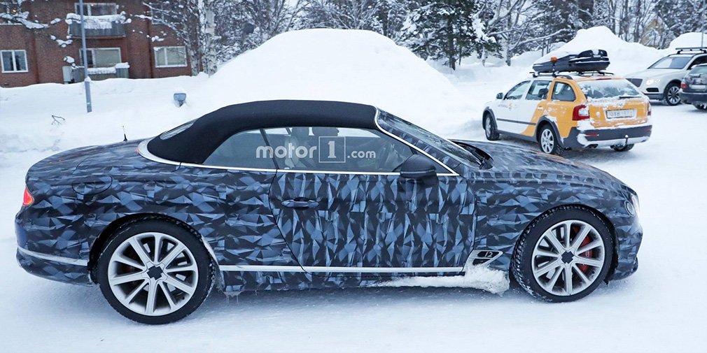Bentley начала тесты кабриолета Continental GT в зимних условиях