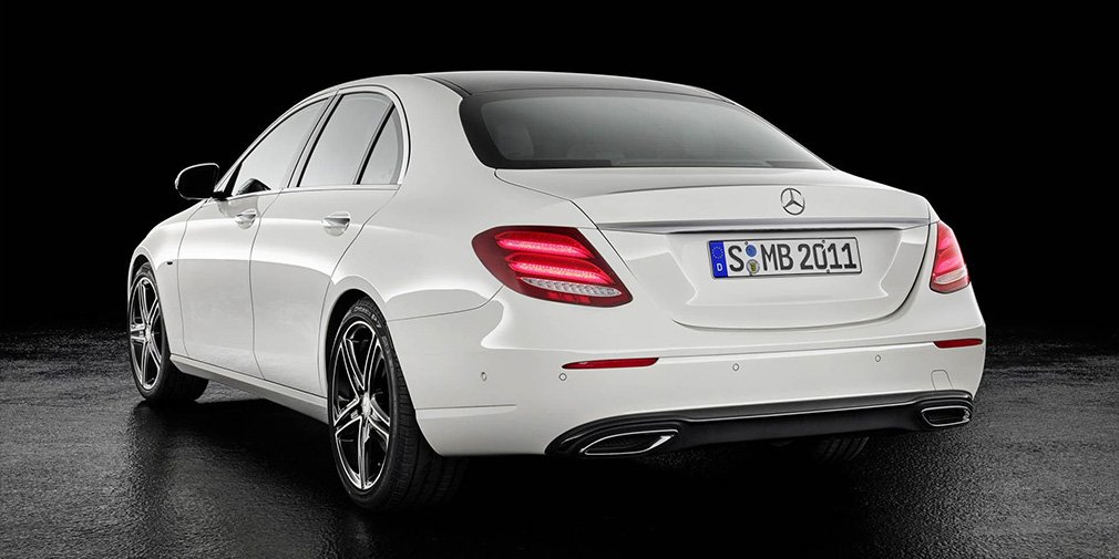 Универсал и седан Mercedes-Benz E-Class получили «заряженные» версии‍