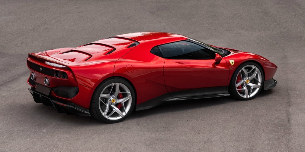 Ferrari показала единственный экземпляр эксклюзивного купе Ferrari SP3
