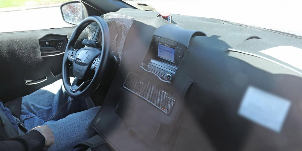 Кроссовер Ford Kuga нового поколения превратят в гибрид