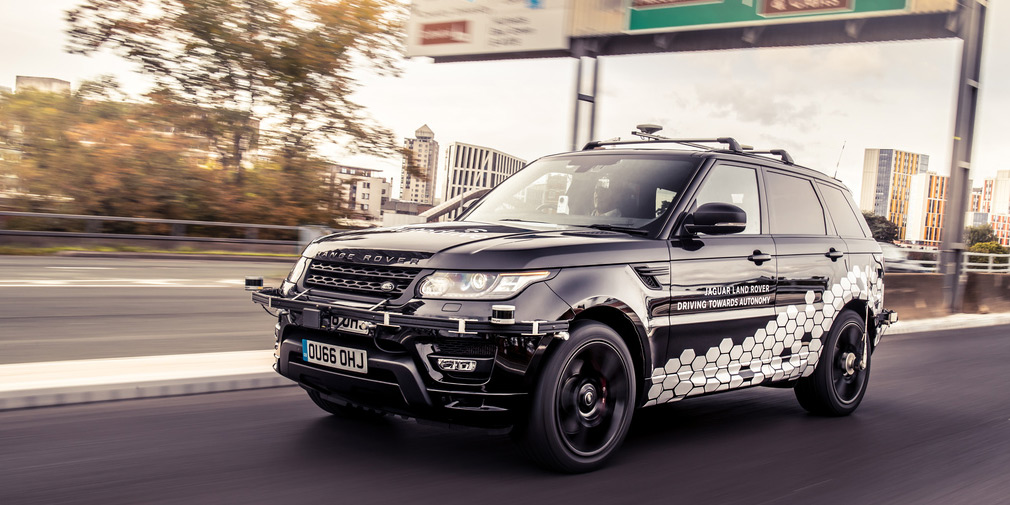 Беспилотный внедорожник Range Rover Sport прошел сложное испытание‍