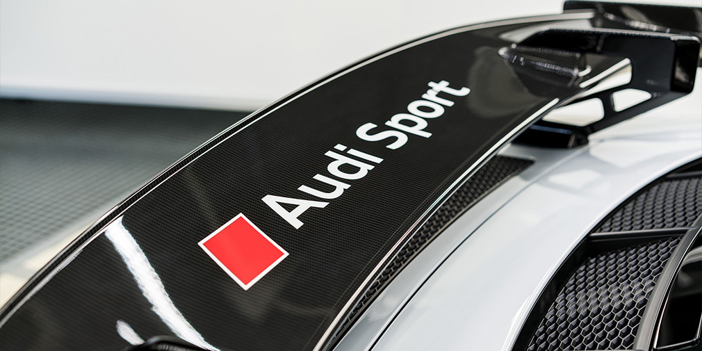 Audi показала самый экстремальный суперкар Audi R8 Competition