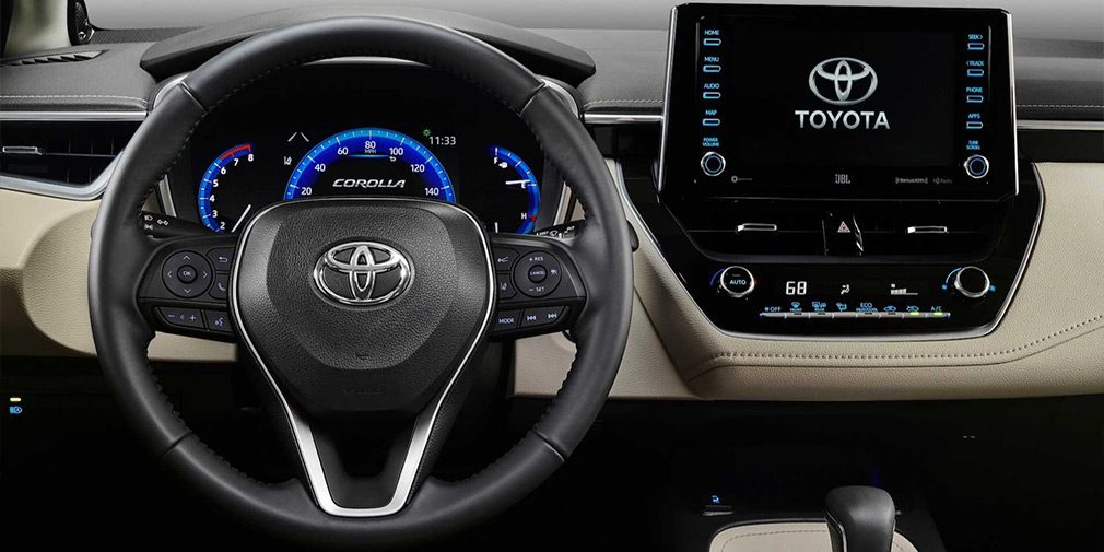 Компания Toyota представила новый седан Toyota Corolla