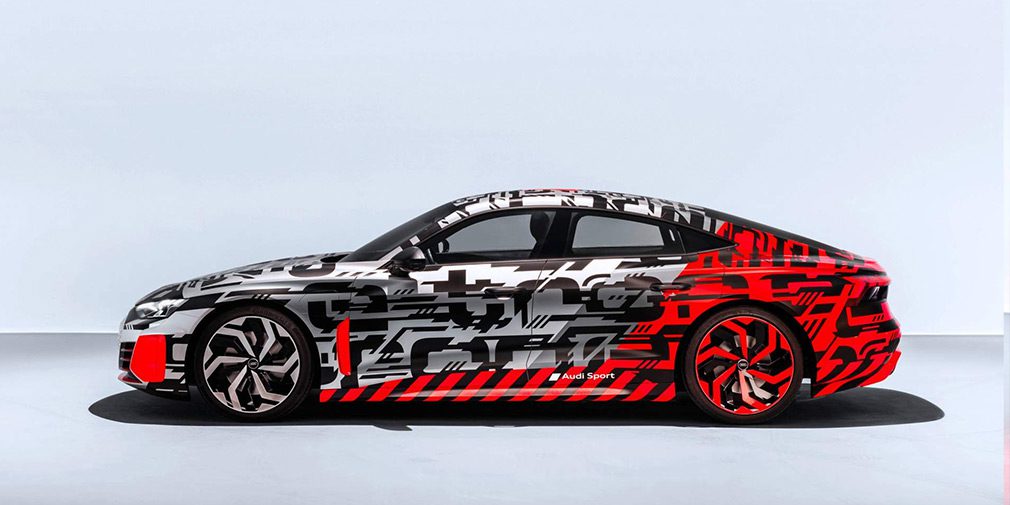 Audi показала электрический лифтбек Audi e-tron GT