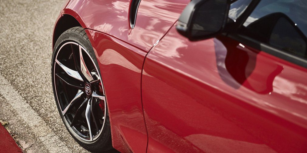 Компания Toyota презентовала спорткар Supra