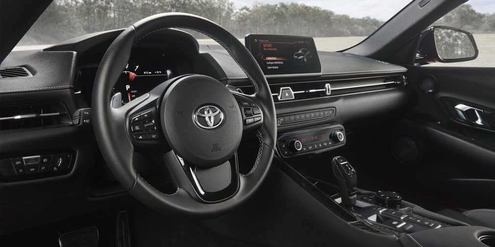 Компания Toyota презентовала спорткар Supra
