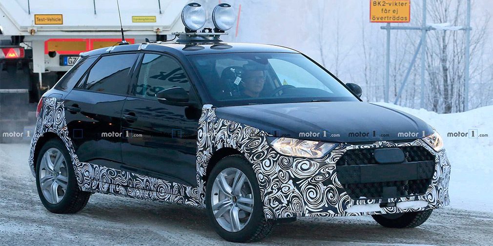 Новая версия хэтчбека Audi A1 Allroad была замечена на тестах